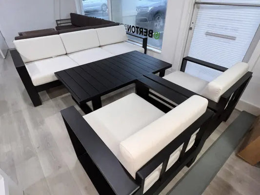 75% CLOSEOUT DISCOUNT "Manhattan", a Piece Outdoor Furniture Set