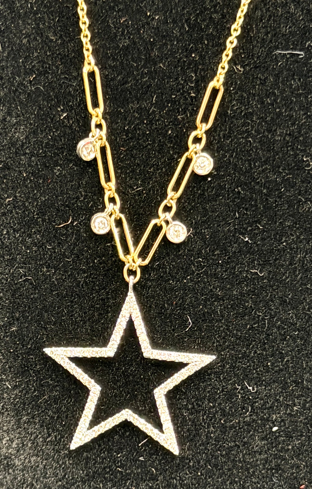 ITEM #20 -14K Gold Open Pavé Diamond Star Charm Station Paperclip Necklace