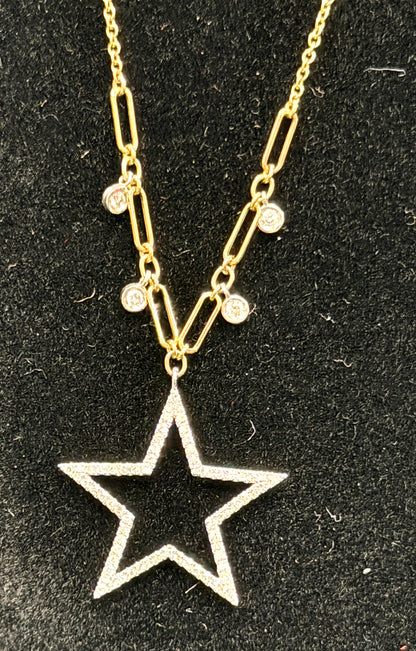 ITEM #20 -14K Gold Open Pavé Diamond Star Charm Station Paperclip Necklace